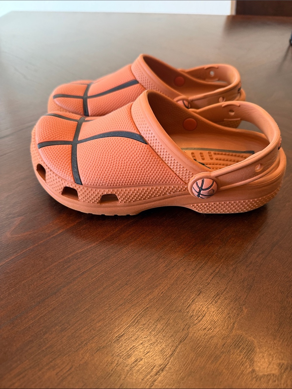 Crocs Basketball Crocs size 2